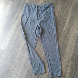 Maternity leggings